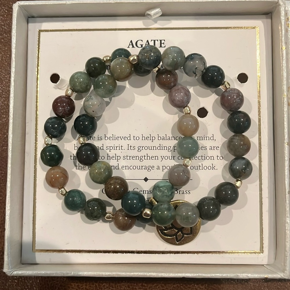 Agate Beaded Bracelet Set with Gold Charm